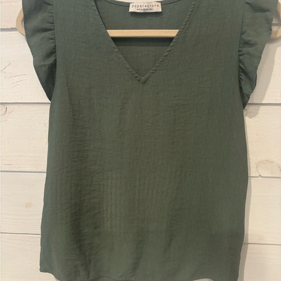 Paper Crane Green Flutter Sleeve Ruffled Blouse - Picture 4 of 10